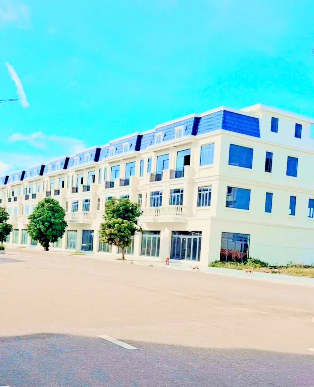 NGỘP BANK CẦN RA NHANH CĂN NHÀ PHỐ (SHOPHOUSE) LK18,LK22, LK23 TẠI HƯNG ĐỊNH CITY _CHỢ MỚI AN NHƠN ( ĐÃ CÓ SỔ) NGỘP BANK CẦN RA NHANH CĂN NHÀ PHỐ (SHOPHOUSE) LK18,LK22, LK23 TẠI HƯNG ĐỊNH CITY _CHỢ MỚI AN NHƠN ( ĐÃ CÓ SỔ)