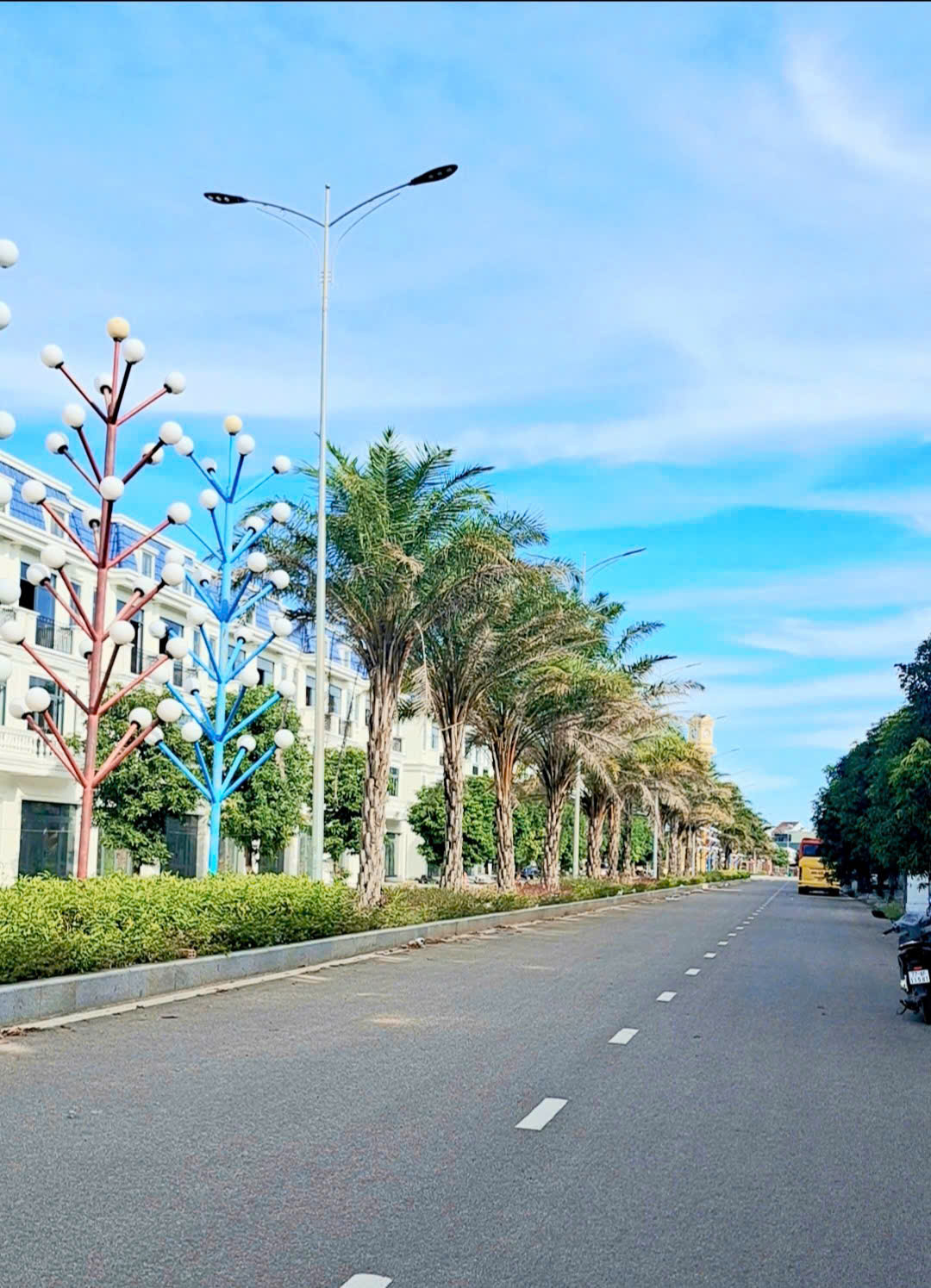 NGỘP BANK CẦN RA NHANH CĂN NHÀ PHỐ (SHOPHOUSE) LK18,LK22, LK23 TẠI HƯNG ĐỊNH CITY _CHỢ MỚI AN NHƠN ( ĐÃ CÓ SỔ) NGỘP BANK CẦN RA NHANH CĂN NHÀ PHỐ (SHOPHOUSE) LK18,LK22, LK23 TẠI HƯNG ĐỊNH CITY _CHỢ MỚI AN NHƠN ( ĐÃ CÓ SỔ)